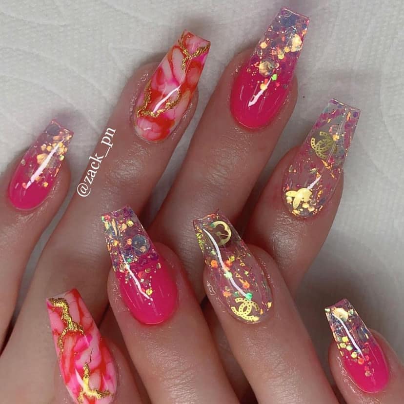 Short Red Acrylic Coffin Nails With Gold Glitters