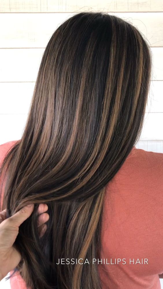 Straight Long Hair With Caramel Highlights