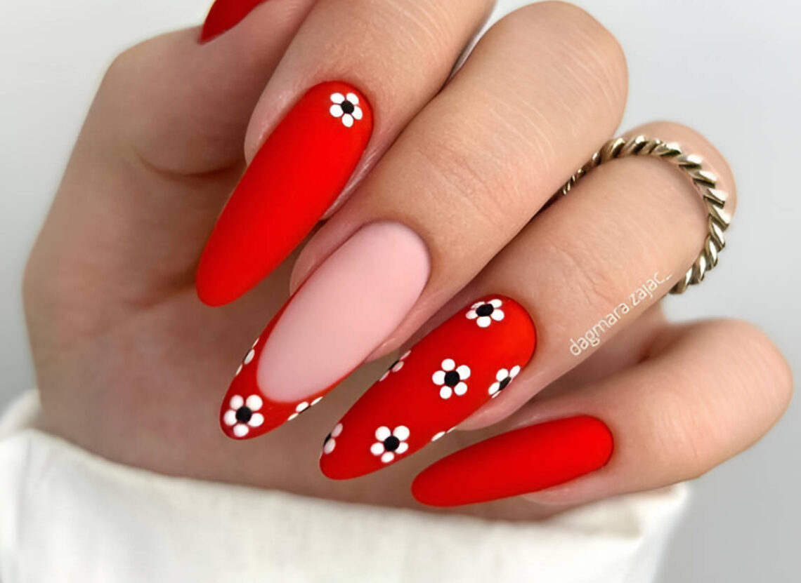 27 Gorgeous Black And Red Nail Designs To Copy In 2023 ASAP Woman