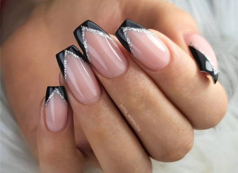 30 Chicest Black Acrylic Nail Ideas To Level Up Your Charm