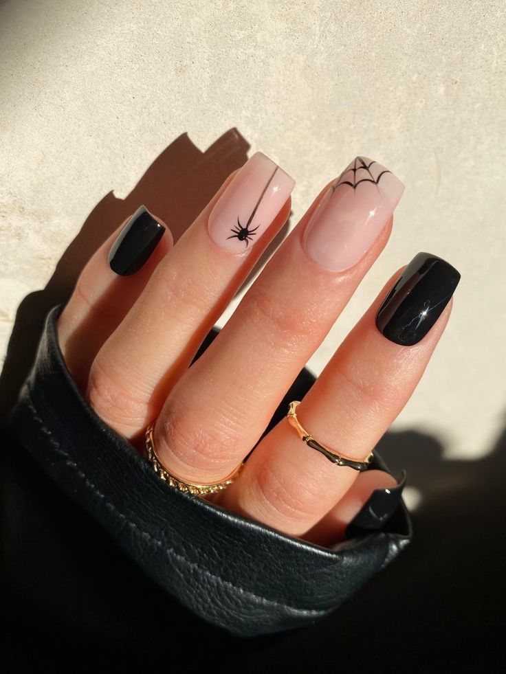 Black Halloween Nails With Spider
