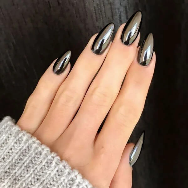 Black Mirror Chrome Nails