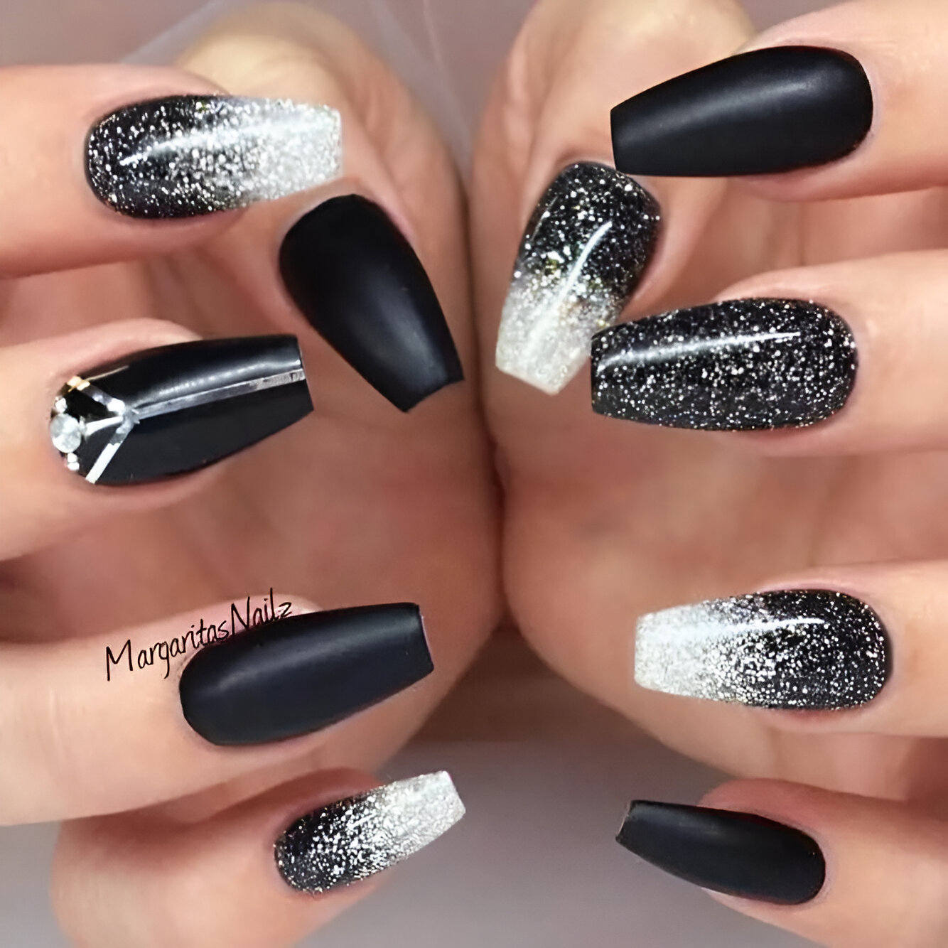 Black Nails With White Tips