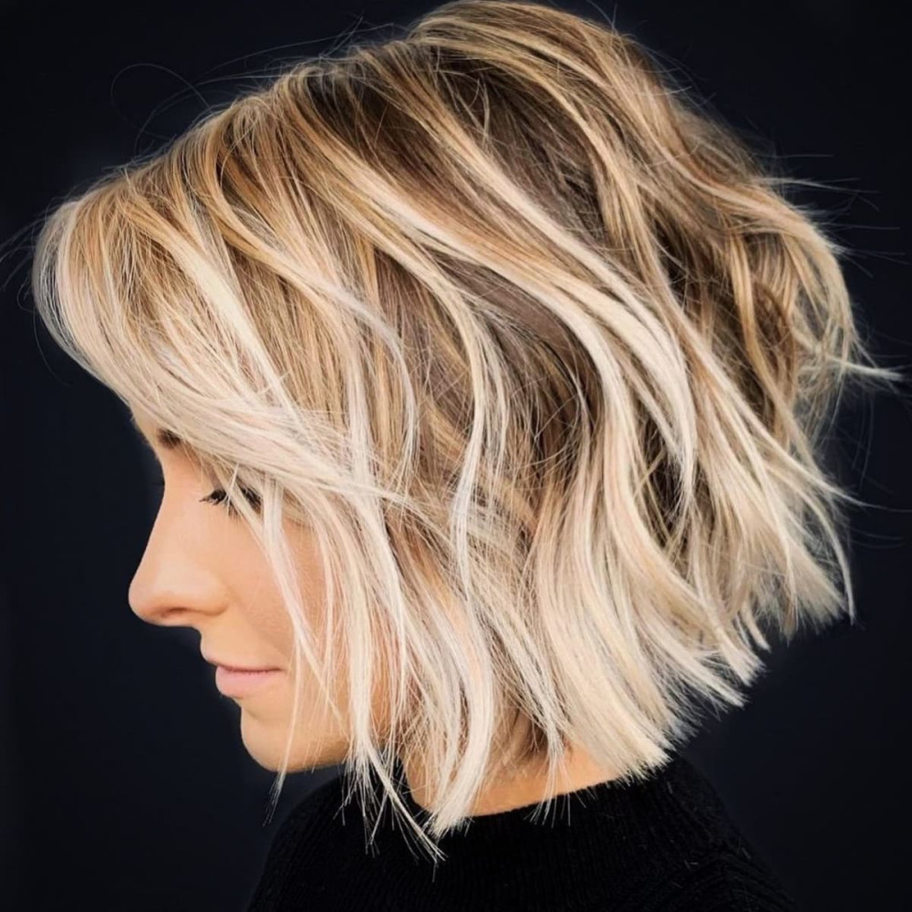27 Drool-Worthy Short Wavy Haircuts For Your Next Hair Makeover - Woman ...