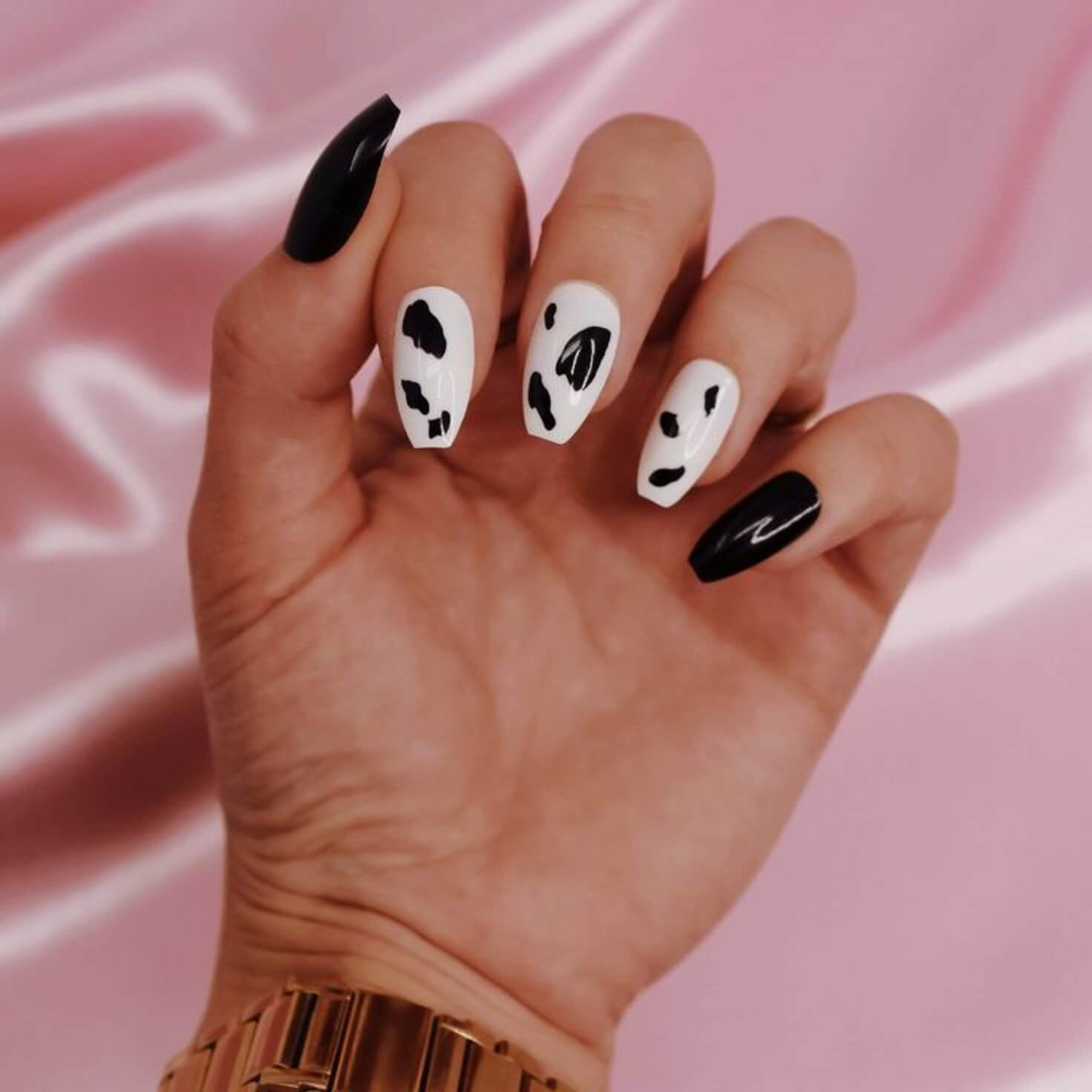 Cow Black And White Nail Designs
