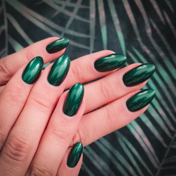 Green Mirror Manicures