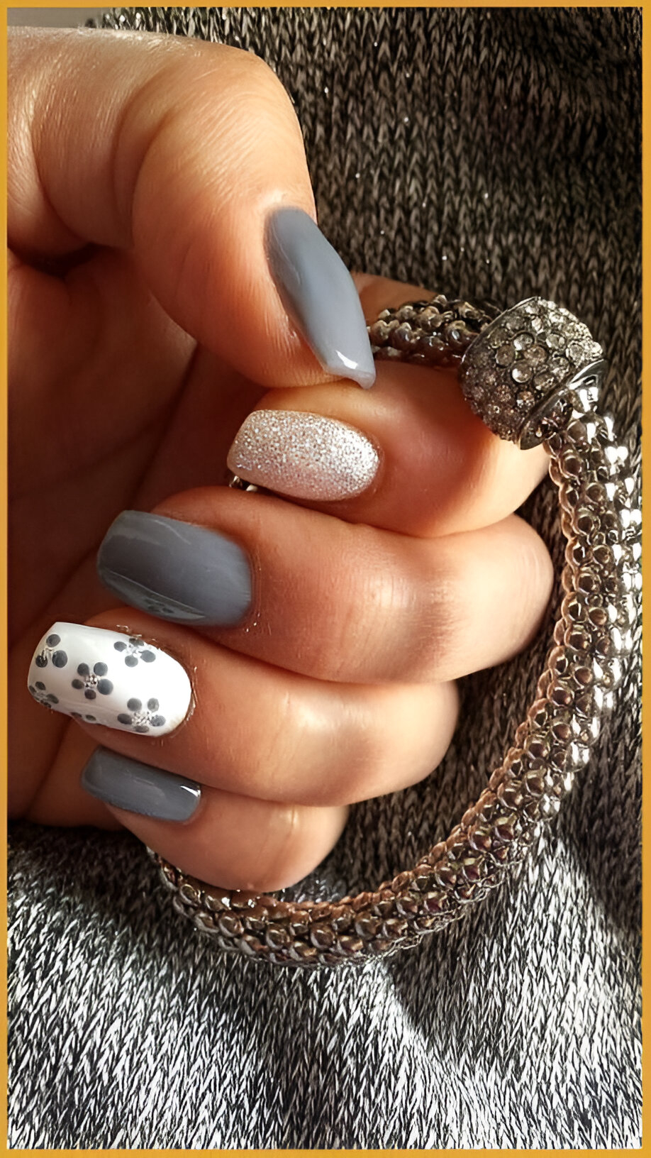 Grey Accent Nails