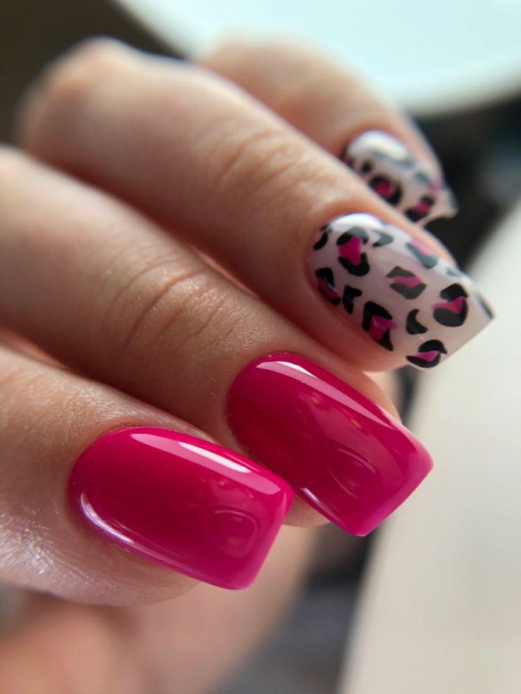 Hot Pink Manicure With Leopard Accent Nails