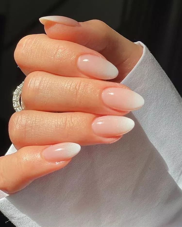 Pearly Pink Ombre Nails