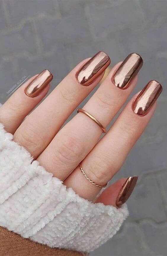 Rose-Gold Mirror Nails