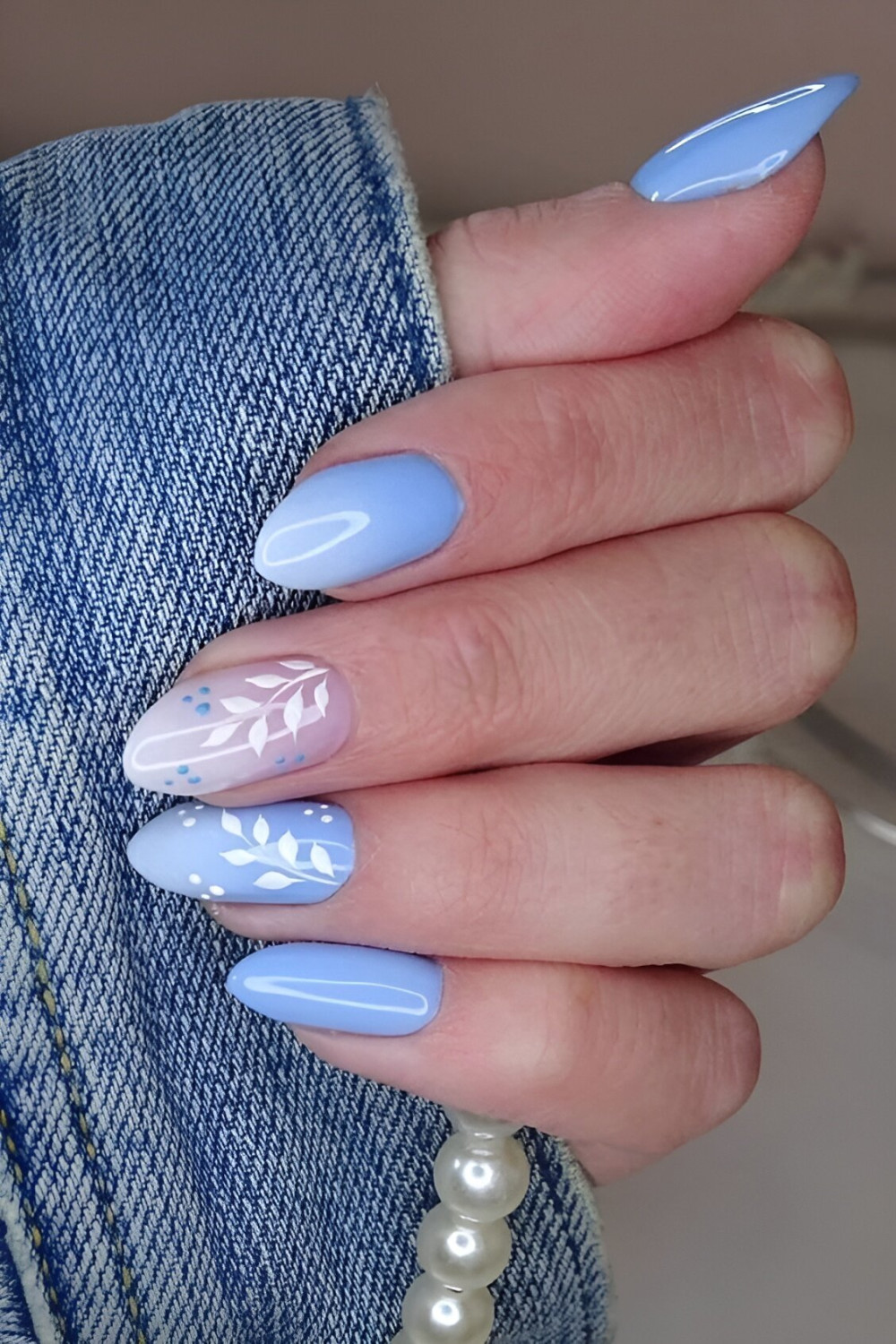 Short Baby Blue Nails With Leaves