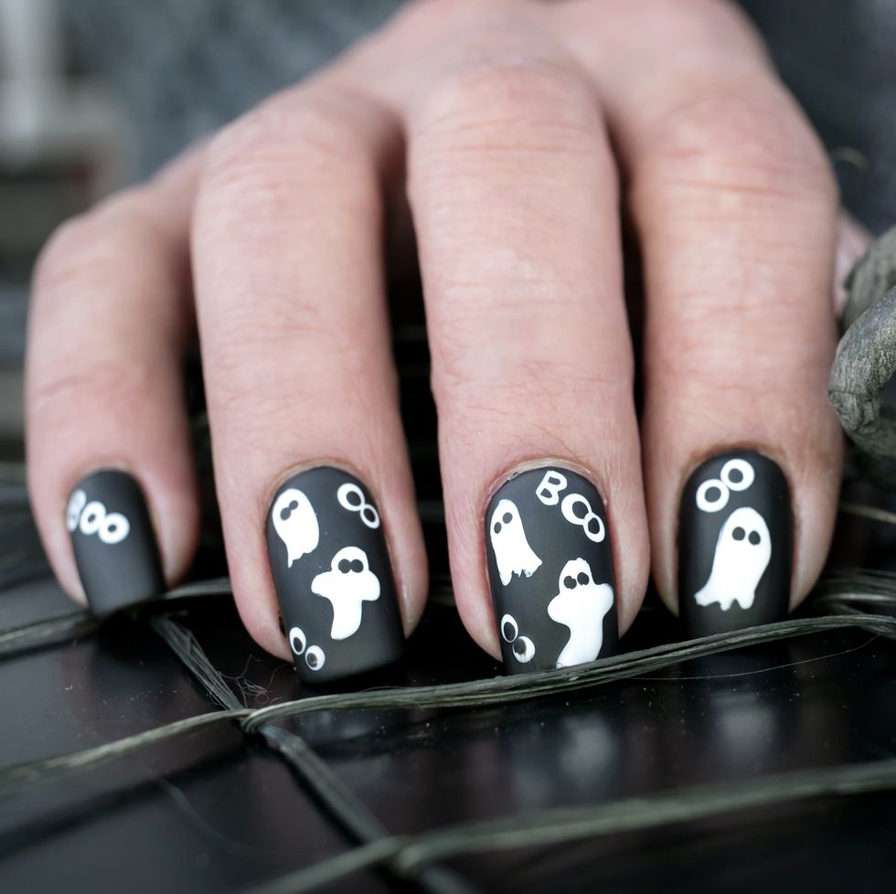 Short Black And White Ghost Nails