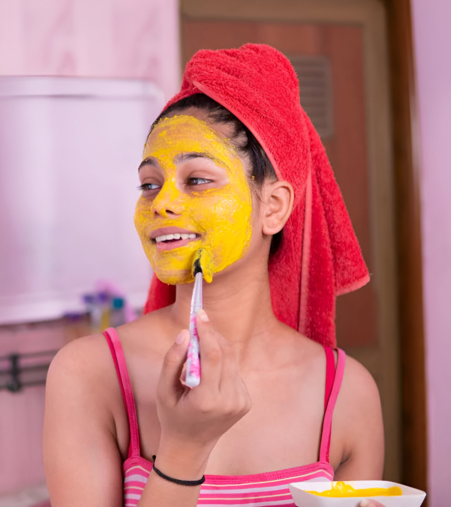 Keep In Mind Cautions When Using Turmeric Face Mask