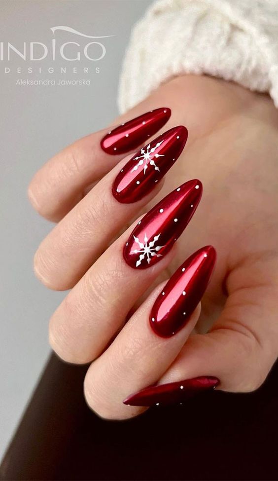 Mirrored Chrome Red Christmas Nails