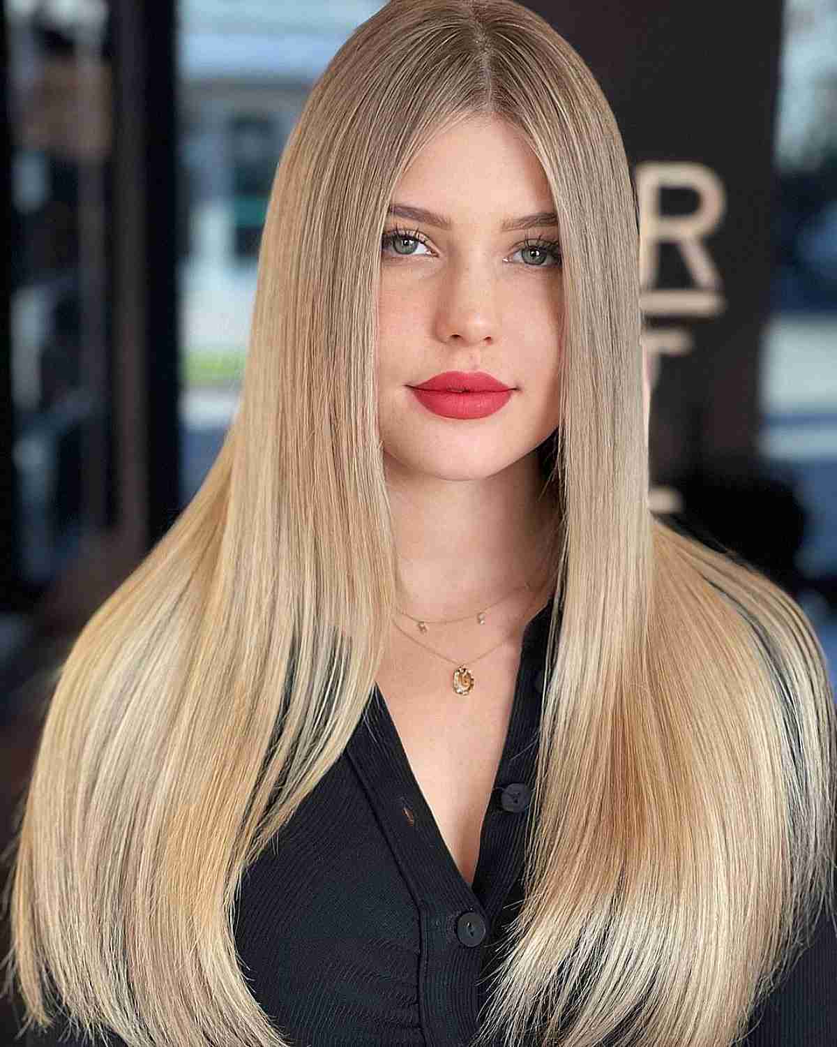 Pin-Straight Blonde