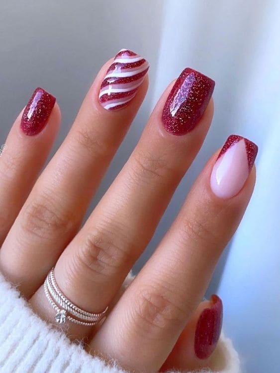 Short Christmas Nails With Red Swirls