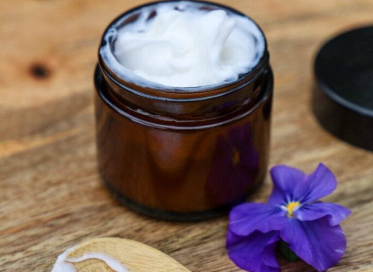 The Best DIY Lotion To Keep Your Skin Moisturized All Winter