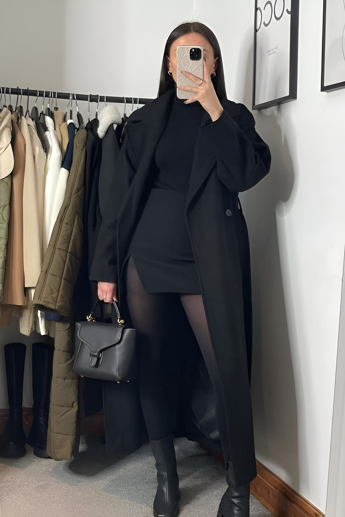 All-Black Winter Outfits For Dates