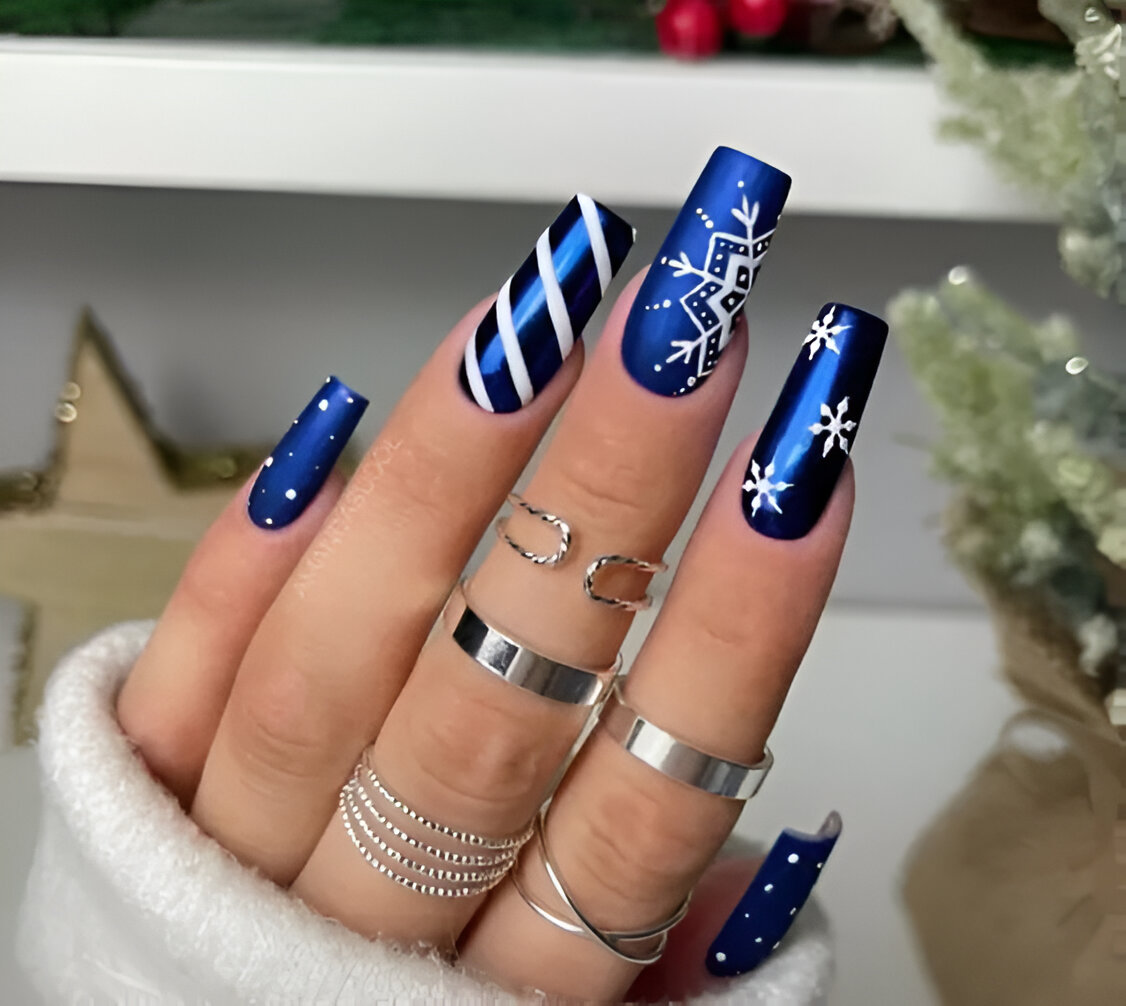 Blue Christmas Nail Designs