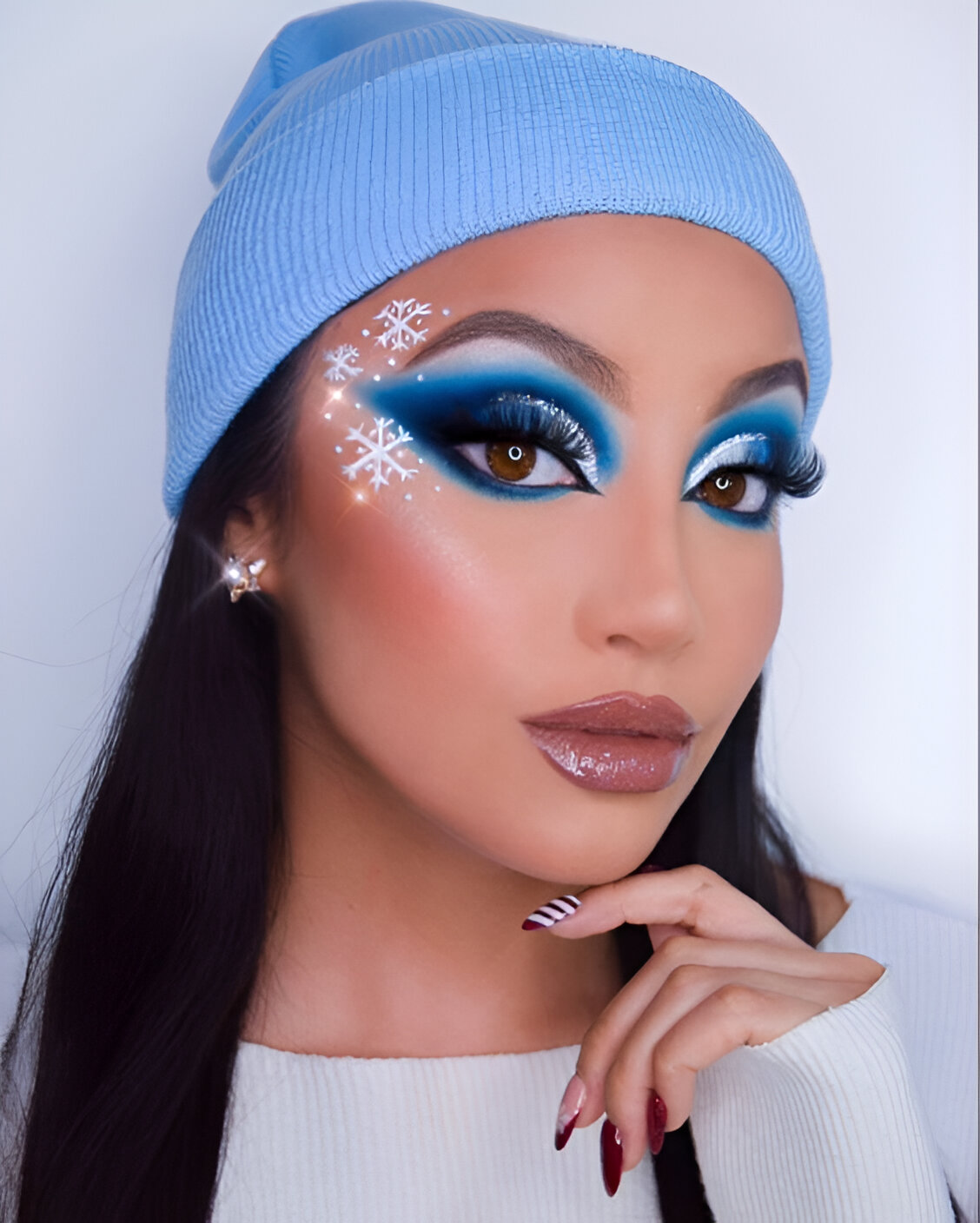 Blue Snow Holiday Makeup Looks