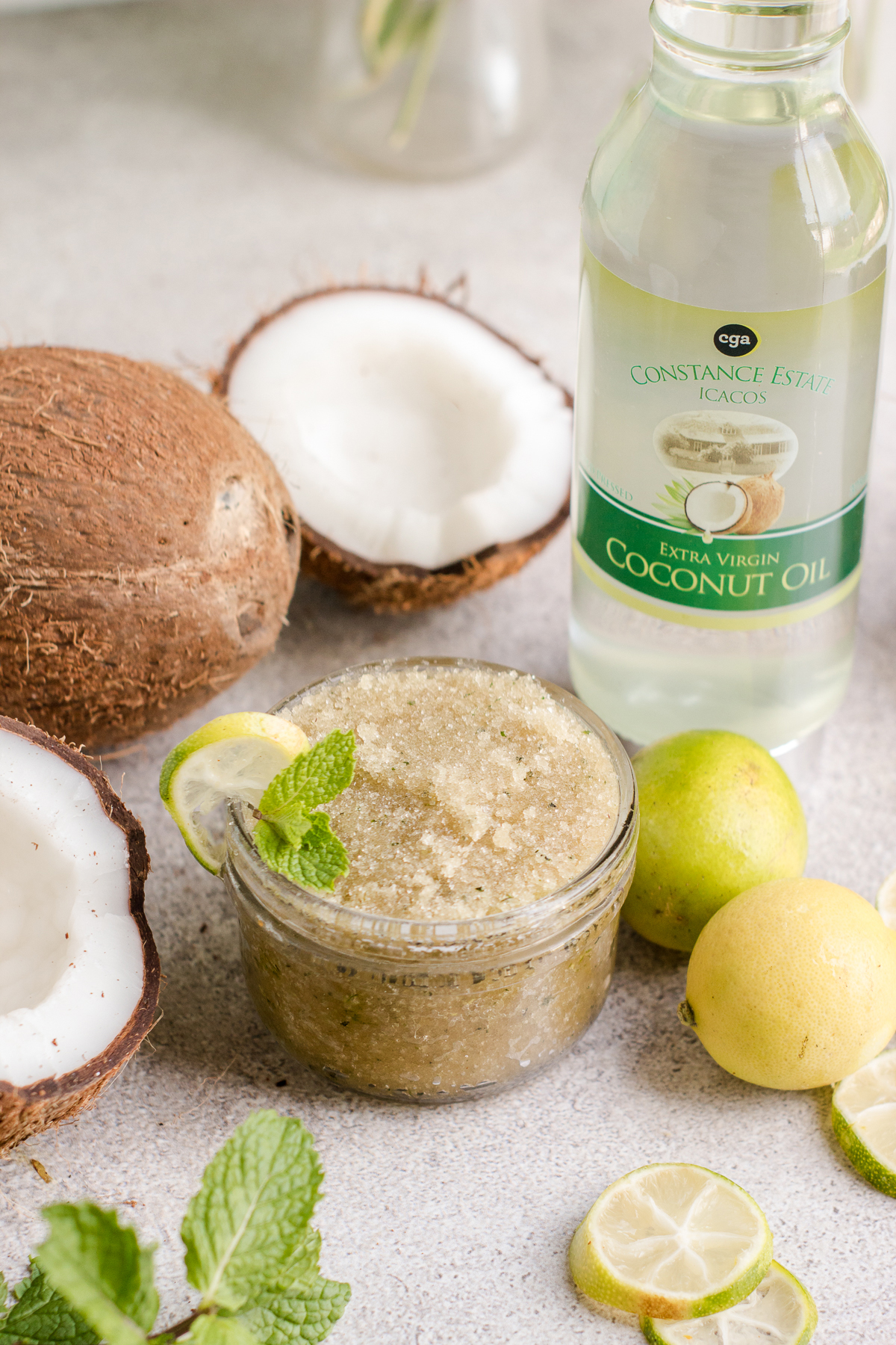 Coconut Oil And Lemon DIY Sugar Scrubs