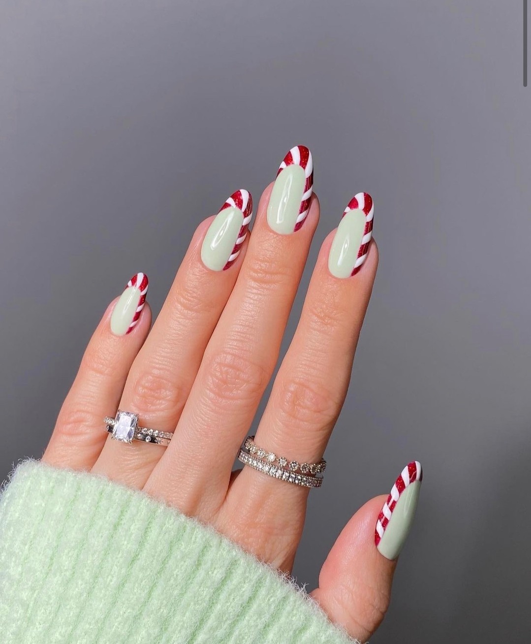 Easy Green Christmas Nails