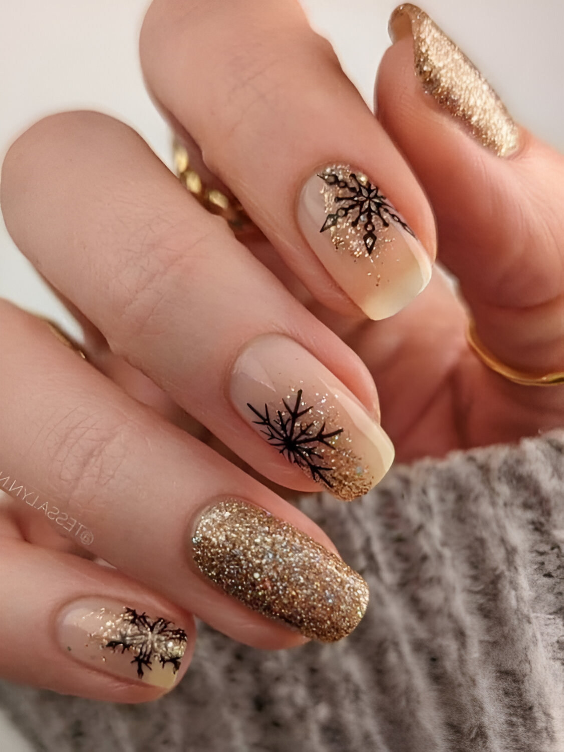 Gold Festive Nail Art With Snowflakes