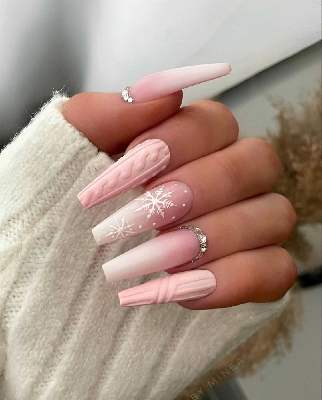 Pink And White Gradient Winter Manicures