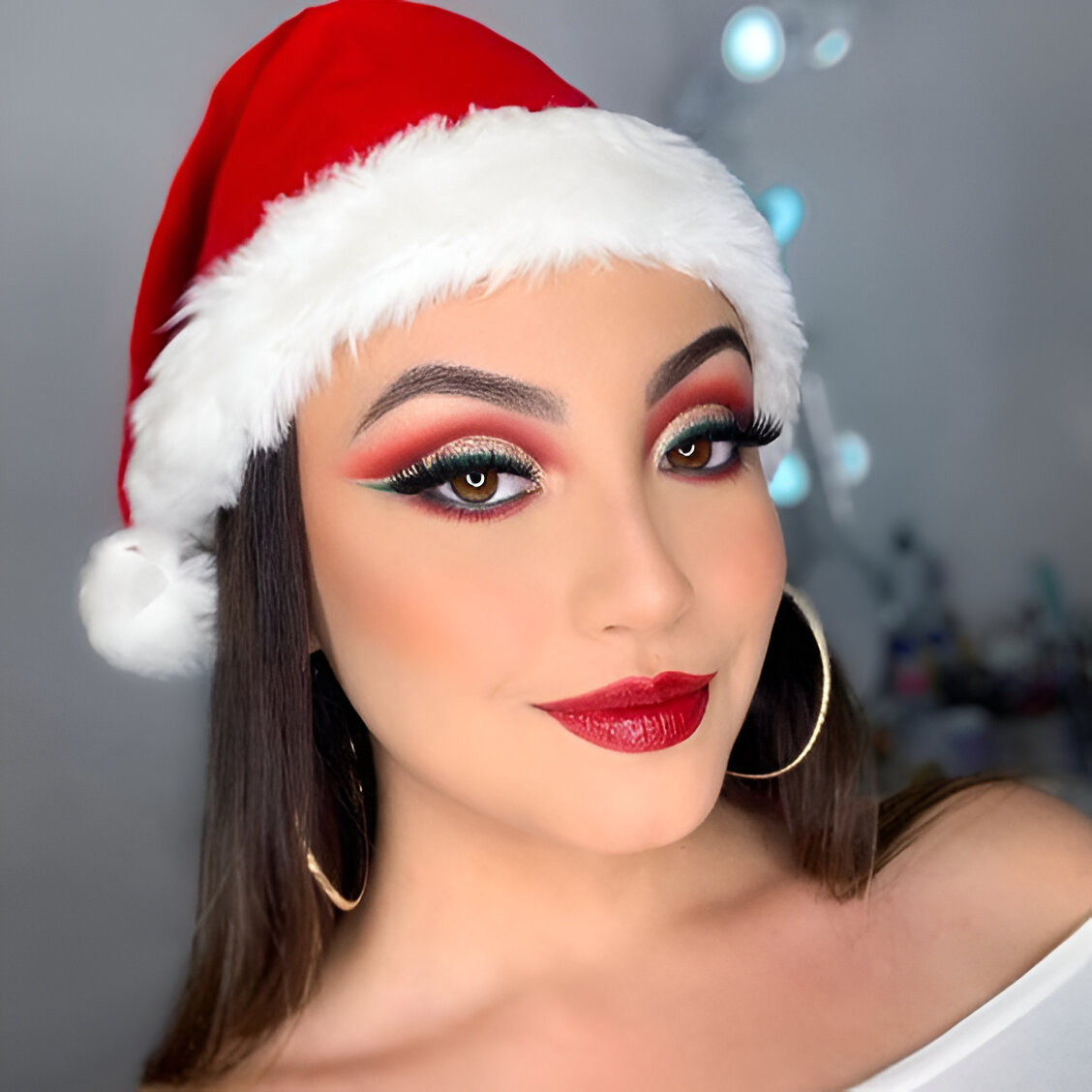 Red Christmas Eyes