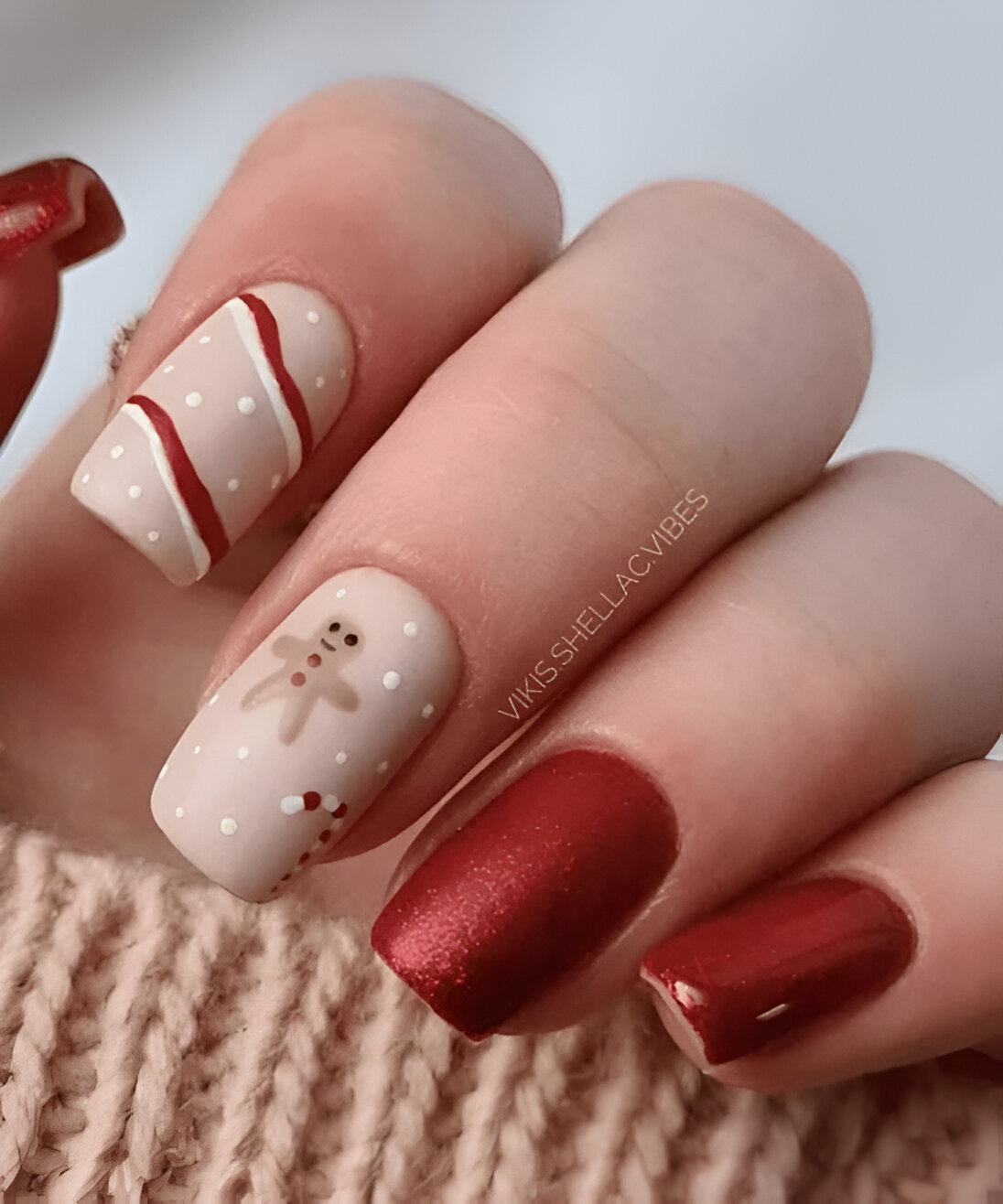 Red Gingerbread Nails