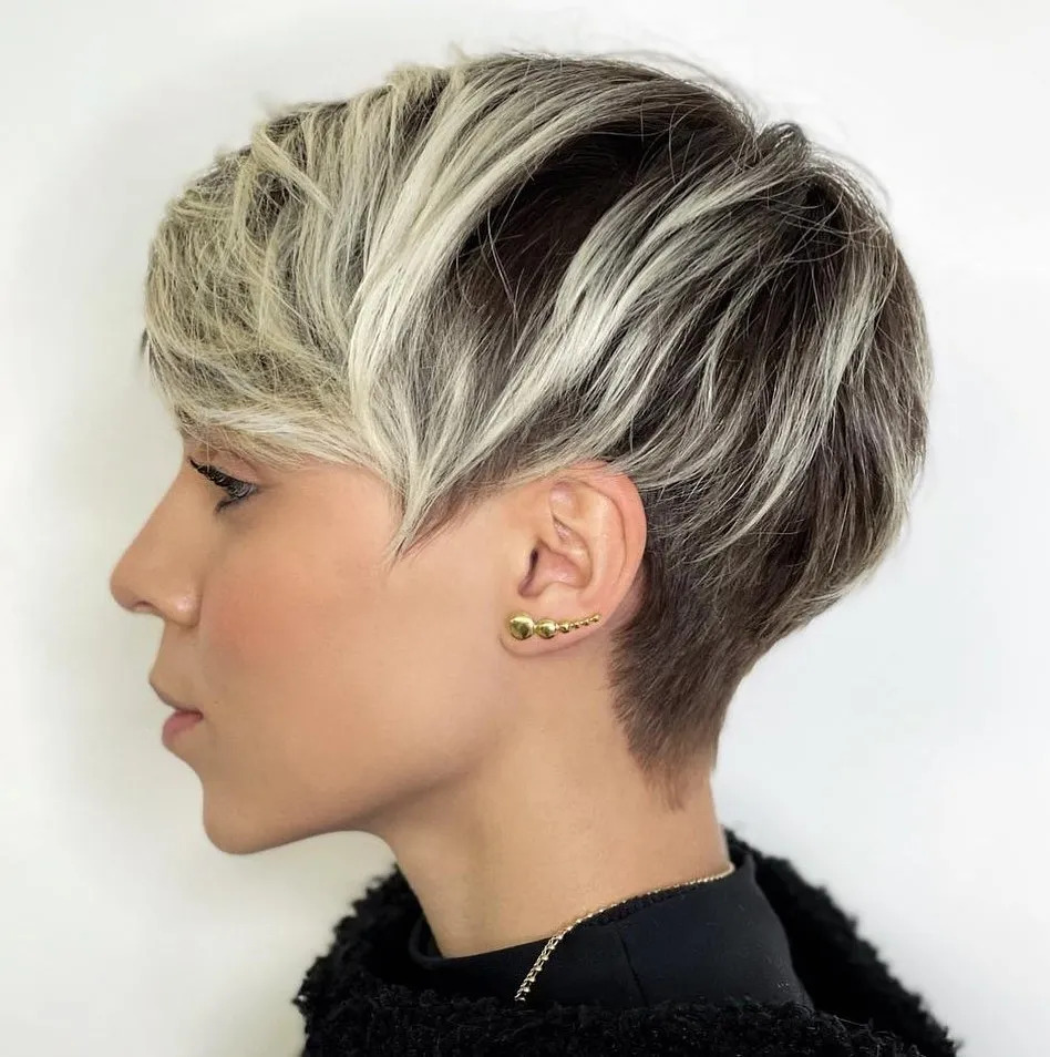 Short Hairstyles With Highlights And Dark Roots