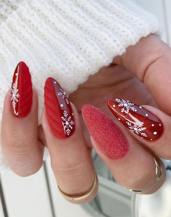 Snowy Red Glam