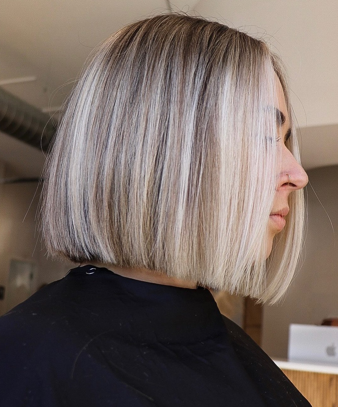 Straight Short Hairstyles With Highlights