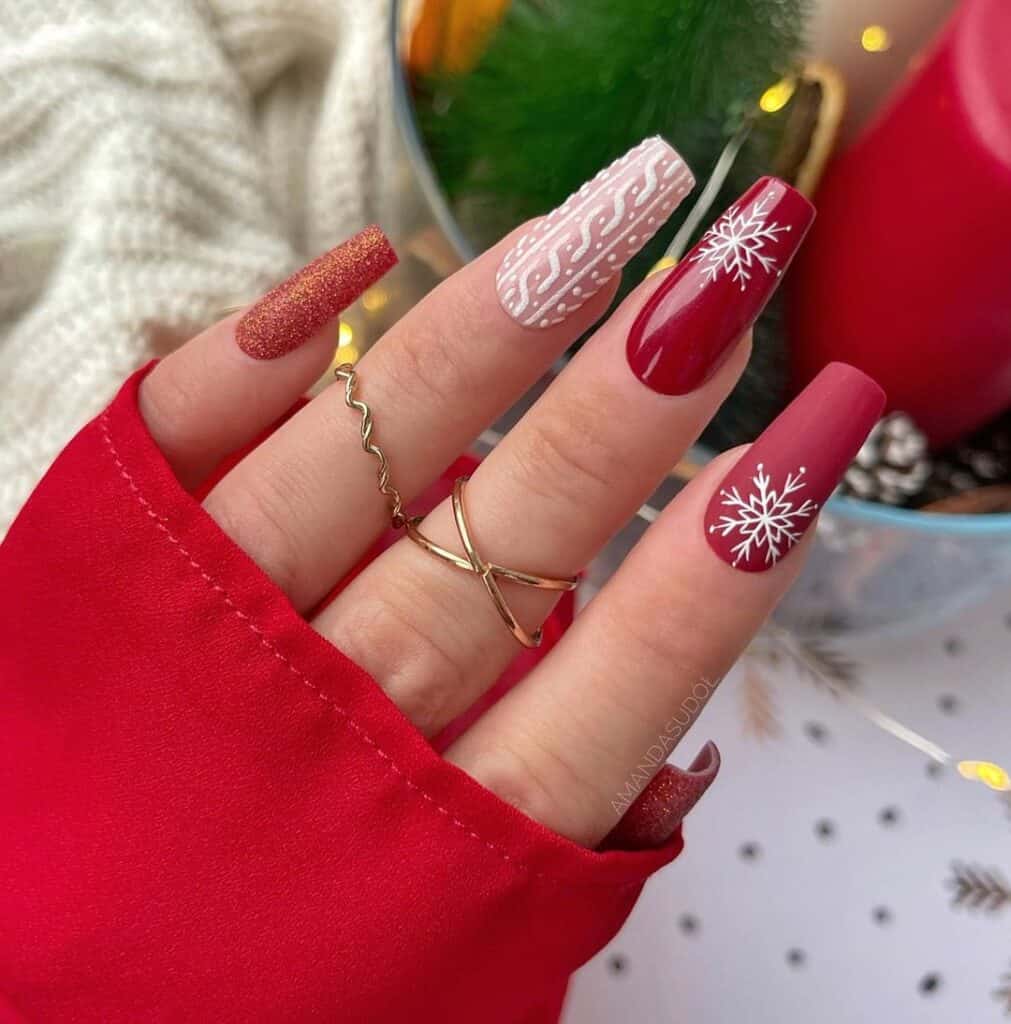 Sweater White Christmas Nails With Red