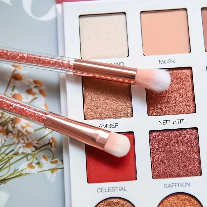 What You’ll Need For The Halo Eye Makeup