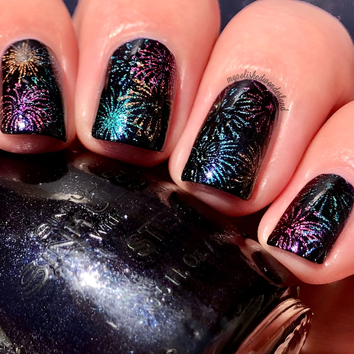New Year's Eve Nails With Firework