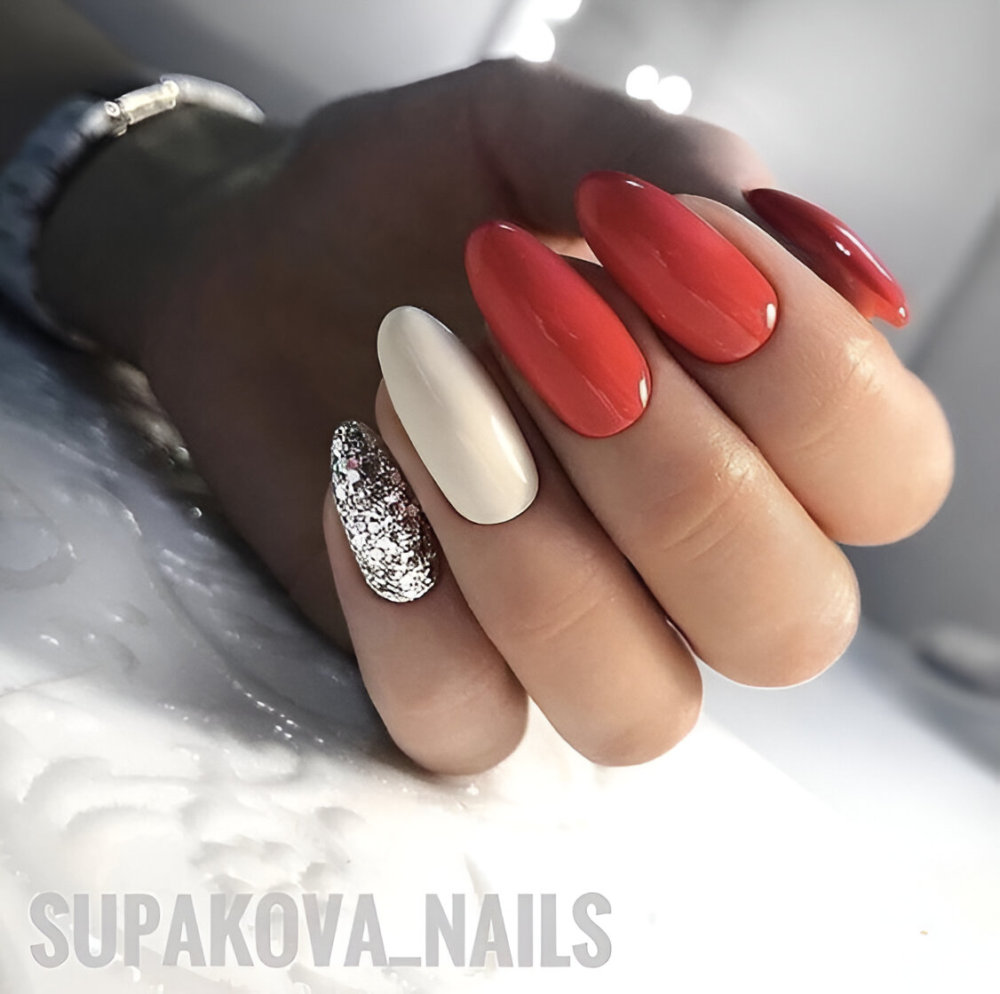 Red And White Nails 5