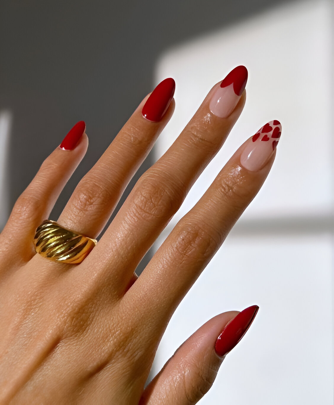 Romantic Red Nails 3