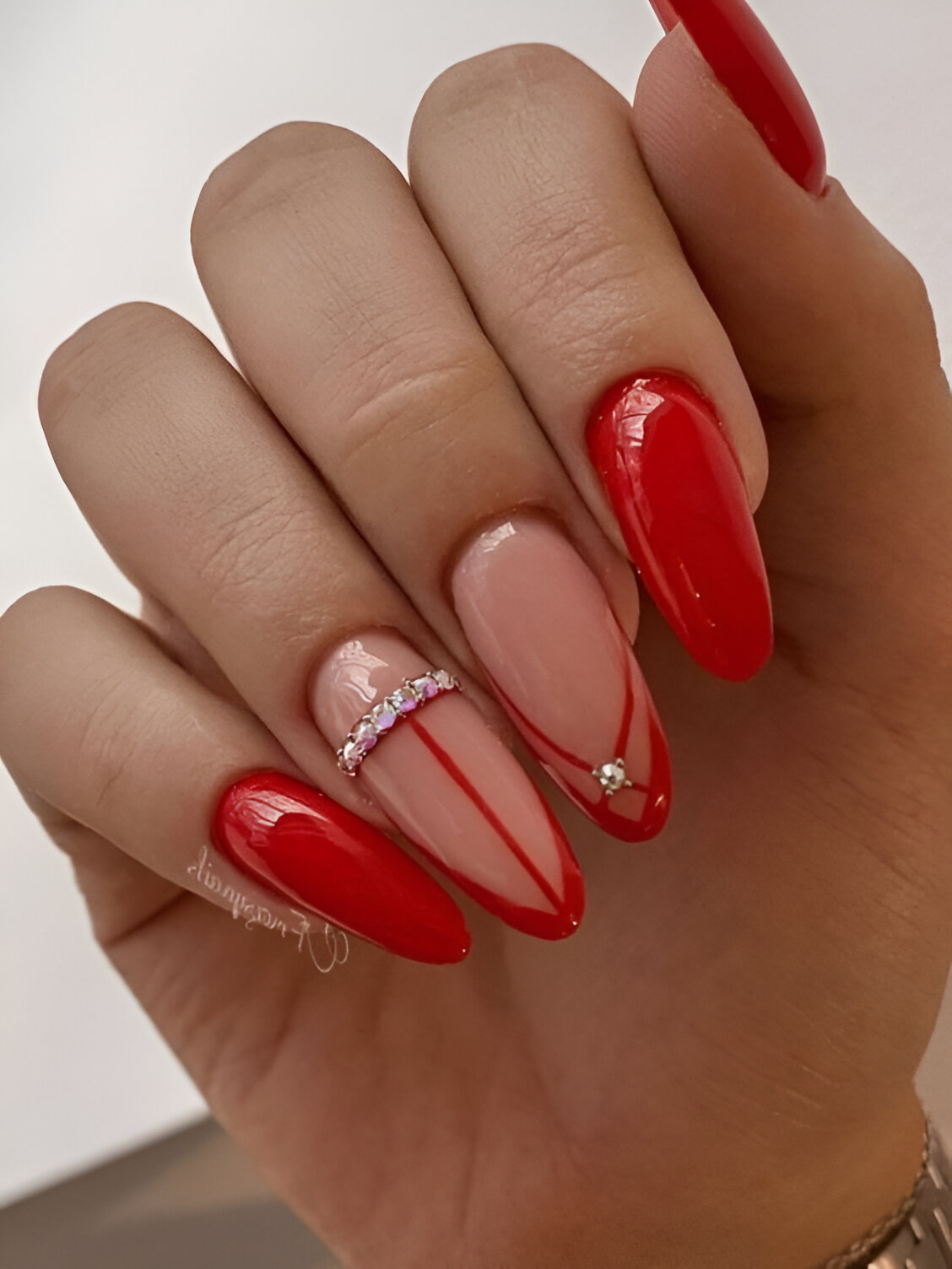 Romantic Red Nails 4
