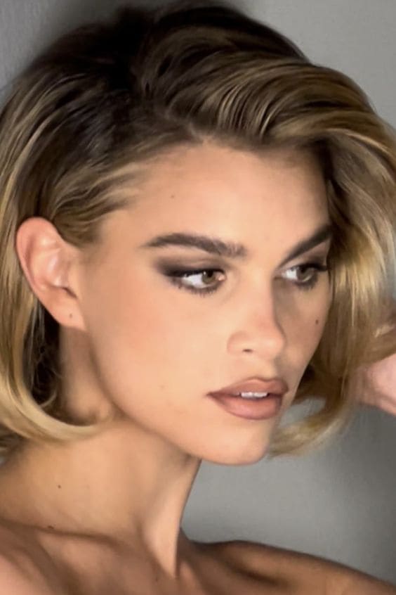 90s Supermodel Inspired Date Night Makeup 4