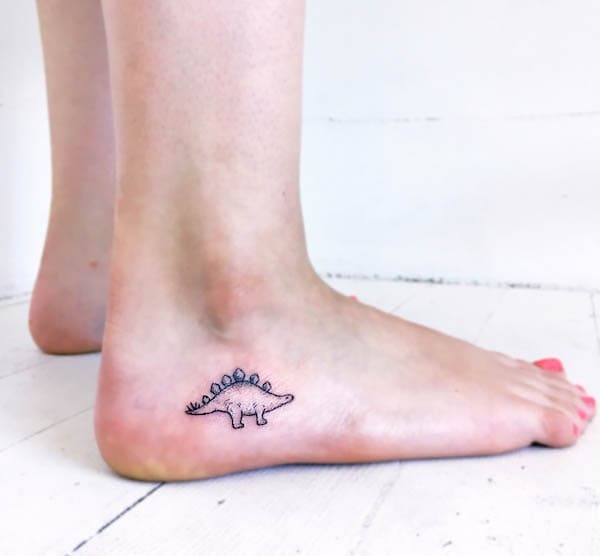 Adorable Mini Foot Tattoos For Women 5