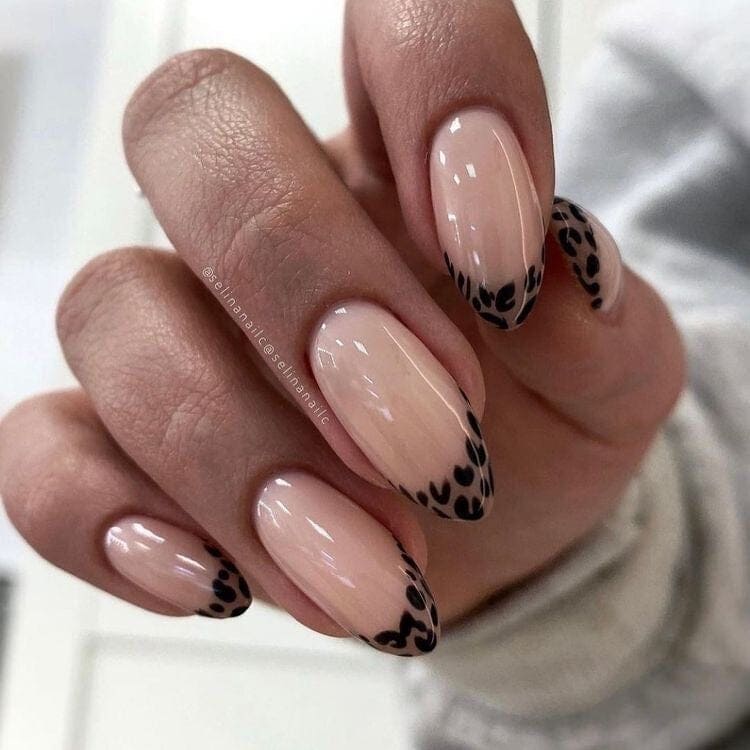 Leopard Nails 2