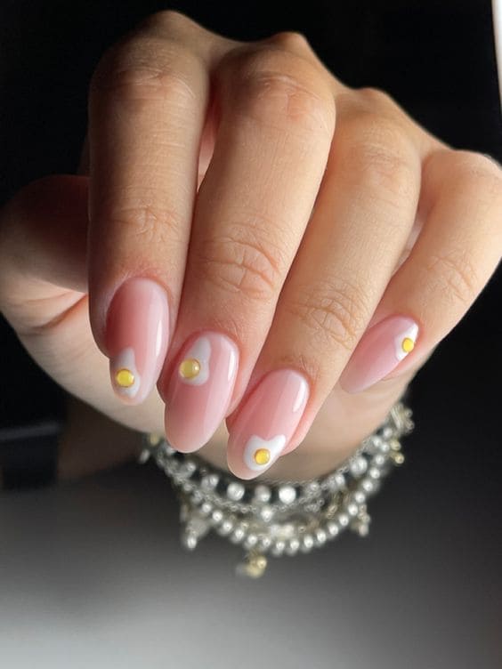 Sunny Side Up Nails 3