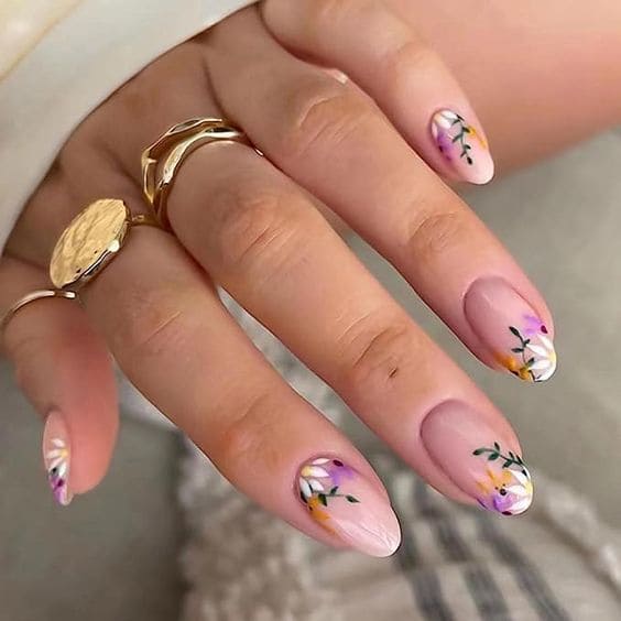 Floral French Tips 1