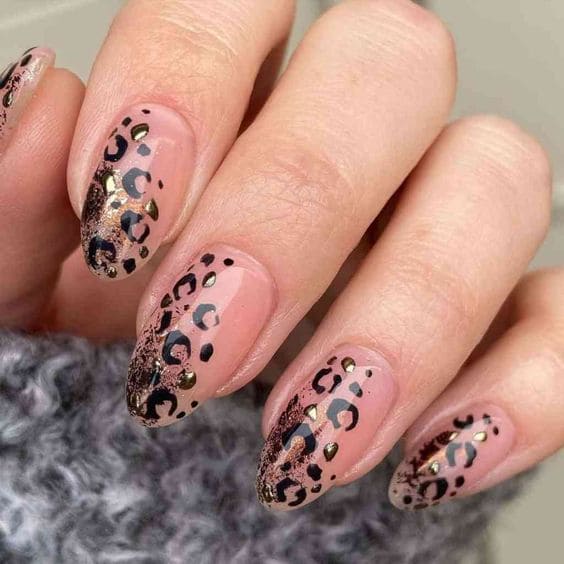 Leopard Manicure 5