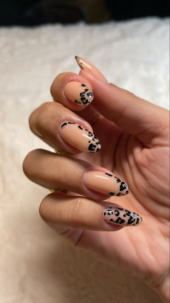 Leopard Manicure 6