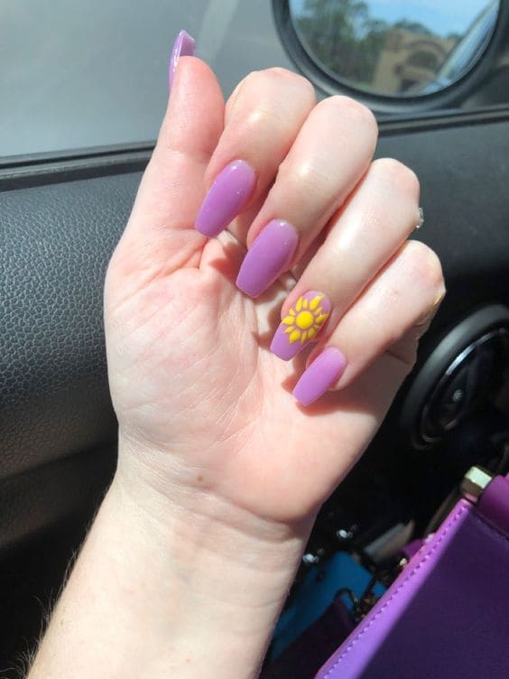 Manicure Inspired By Rapunzel 5