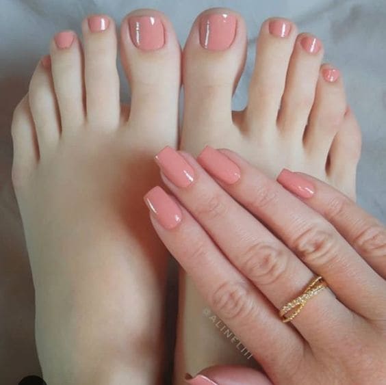 Matching Manicure And Pedicure 1