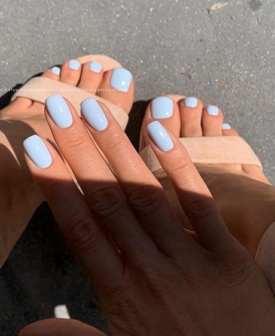 Matching Manicure And Pedicure 3