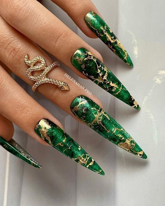 Royal Emerald Long Stiletto Nails 3